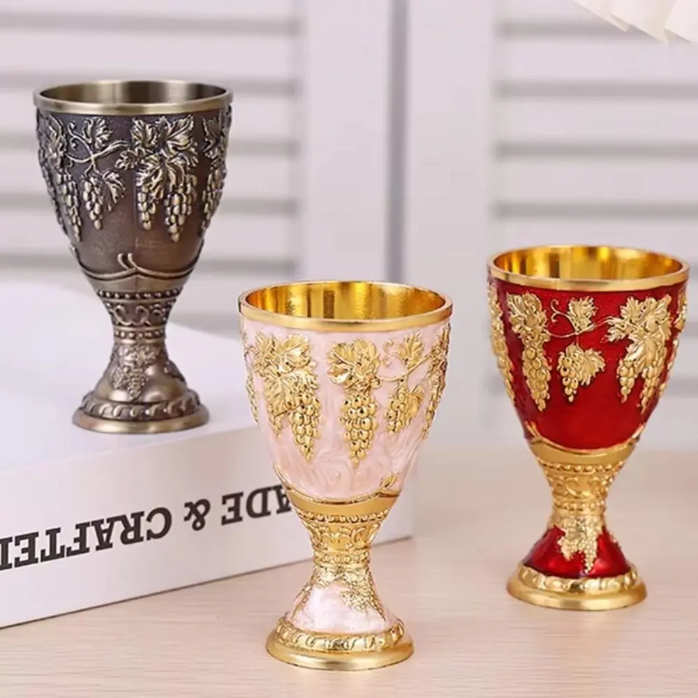 New European Style Wine Glasses Mini 30ml Retro Alloy Vodka Goblet Spirits Cup Wedding Chalices Red Liquor Glass
