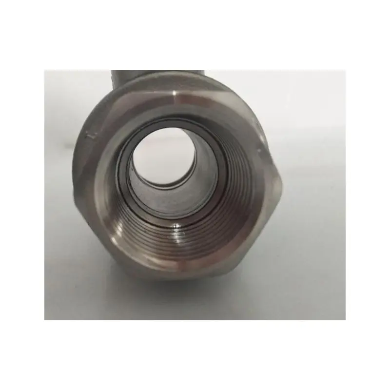 Stainless steel spring automatically resets the ball valve 4 points and 6 points thickened internal thread