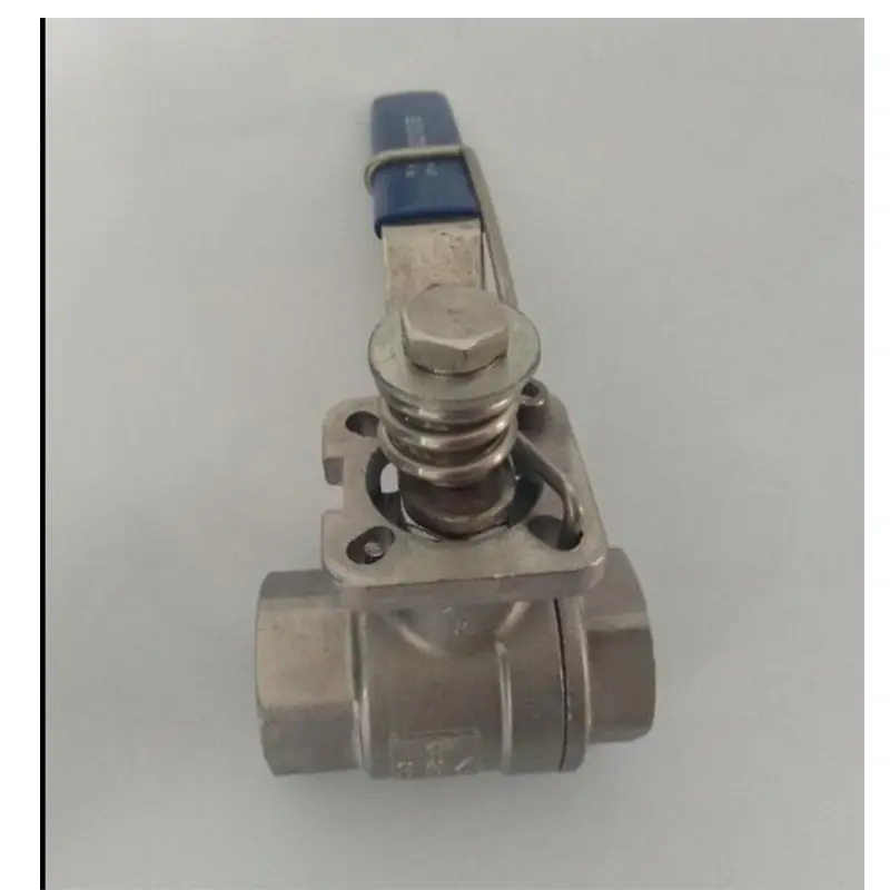 Stainless steel spring automatically resets the ball valve 4 points and 6 points thickened internal thread