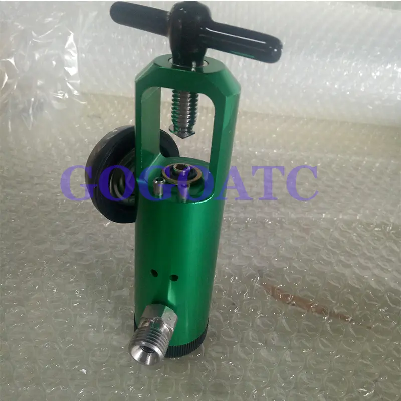 Medical Gas Oxygen Pressure Regulator CGA540 CGA870 DISS with Humidifier bottle