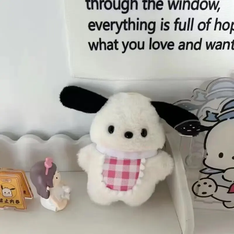 Kawaii Bib Apron Pachacco Cosas De 1 € Keychain Sanrio Pachacco Anime Keychains Toys Ornaments Brinquedos Infantil Holiday Gifts