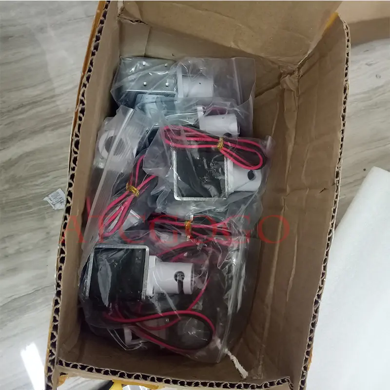 one side open Normally open pinch valve tube size customize