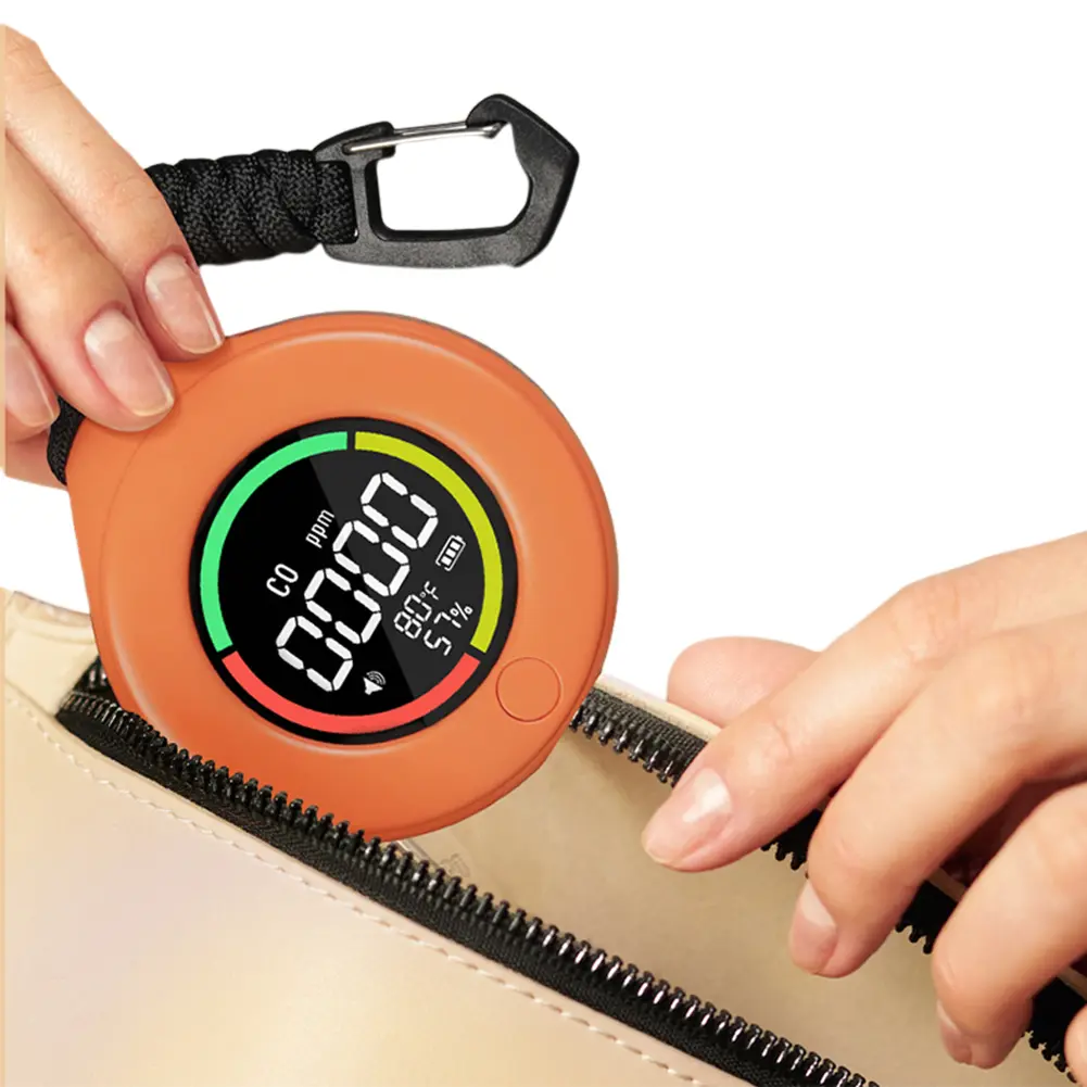 3 in 1 Portable Carbon Monoxide Detector Rechargeable RV CO Detector Alarm with Magnetic Suction Temp/Humidity Sensor for Travel