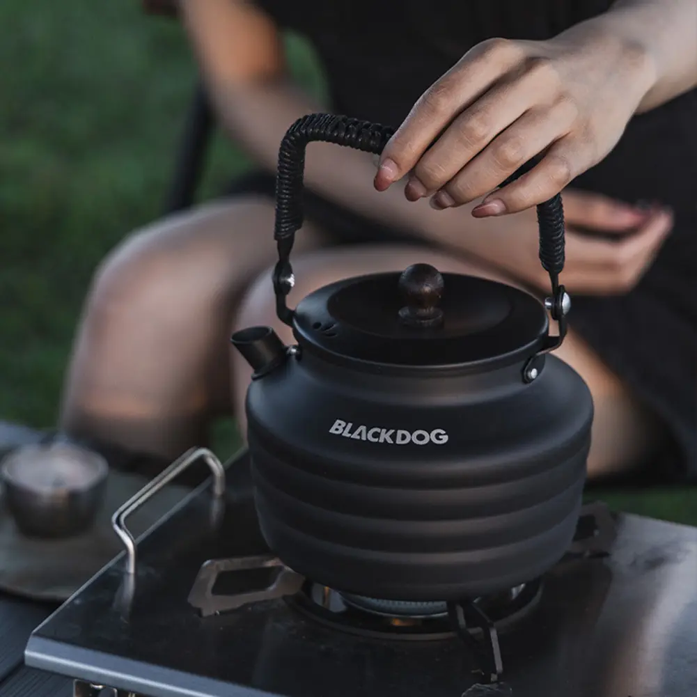 1.3L Outdoor Camping Kettle with Handle Portable Picnic Pot Outdoor Picnic Tableware Kettle for Outdoor Travel Camping