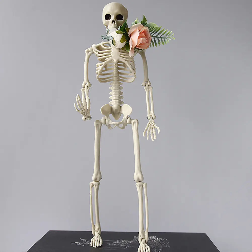 Halloween Movable Skull Haunted House Simulation Scary Movable Skull Home Decoration Festive Ornament for Carnival Theme Parties
