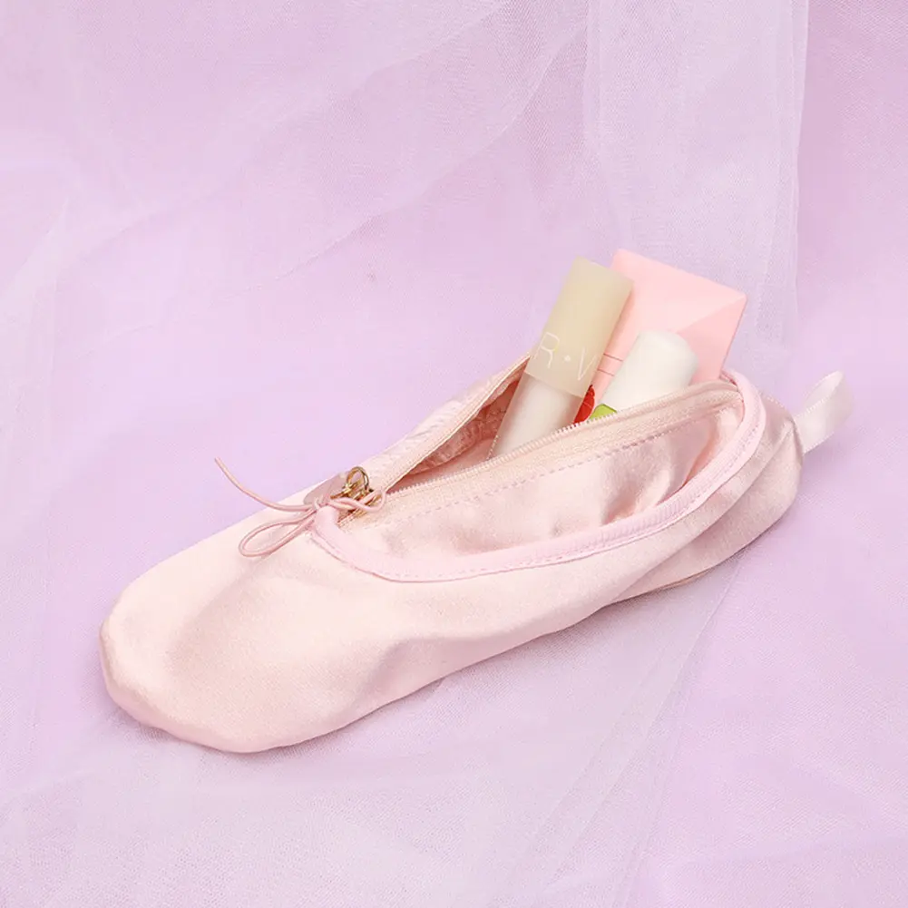 Ballet Shoe Personalized Makeup Bag Pink Cosmetic Organizer Bag Creative Portable Cosmetic Pouch for Dancers and Ballet Lovers