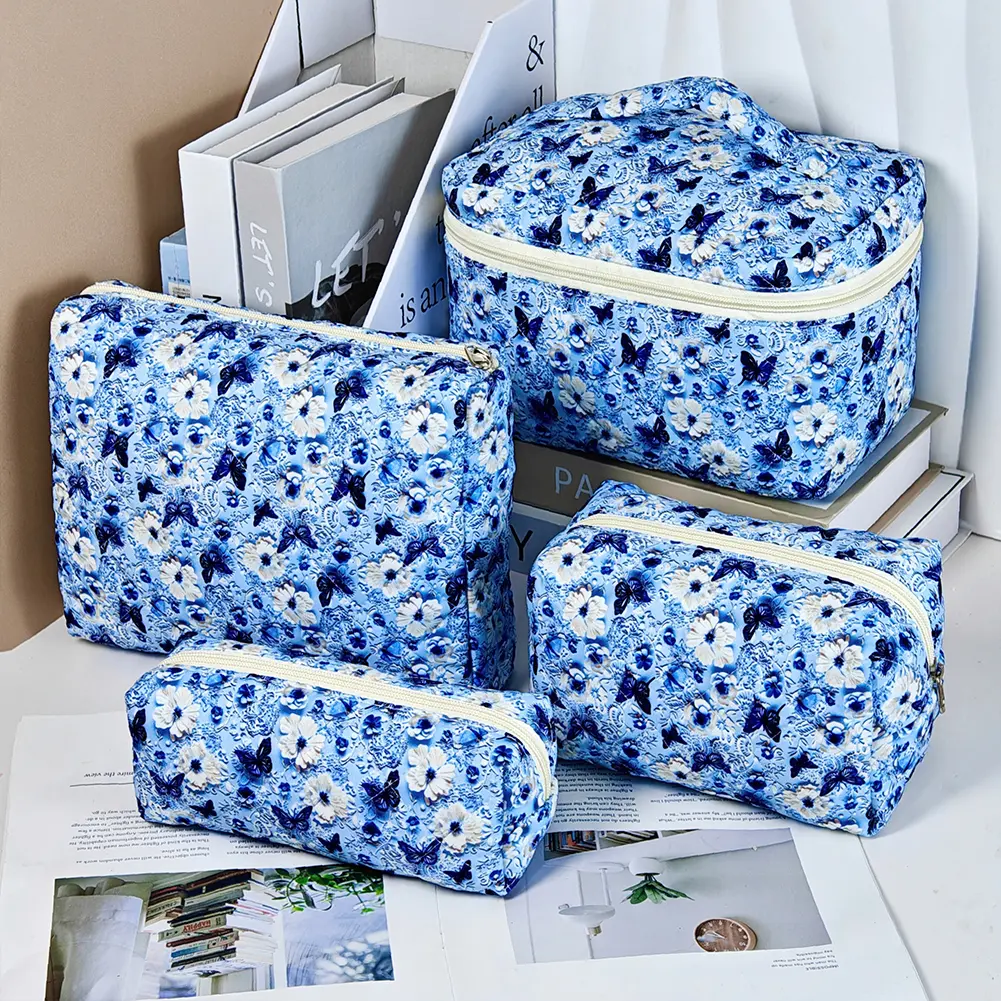 Cotton Padded Toiletry Case Floral Printed Portable Quilted Skincare Pouch Cute Storage Bag Commute Work Date Handbag