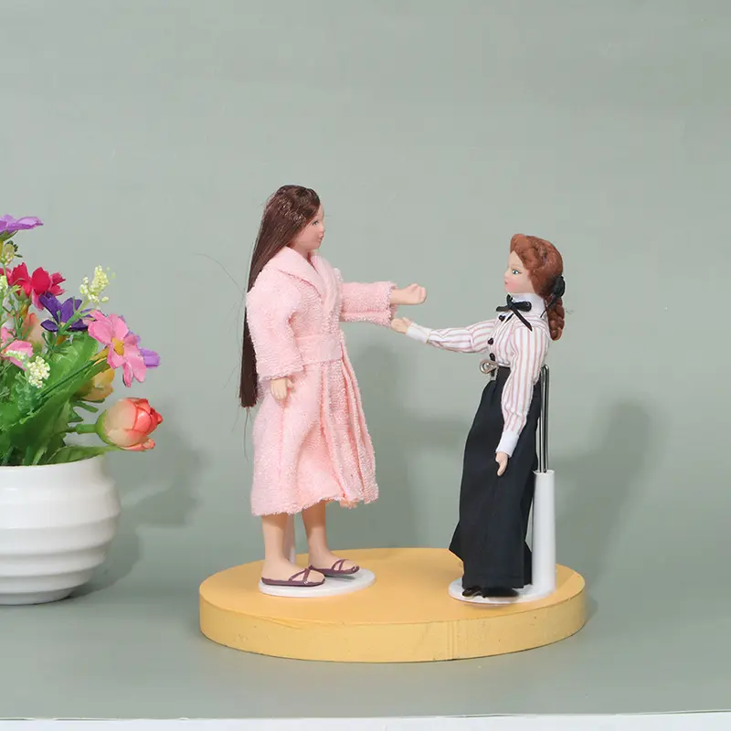 New Arrival 1:12 Miniature Mini Victorian Doll Model Teachers Pajamas Dollhouse Decoration