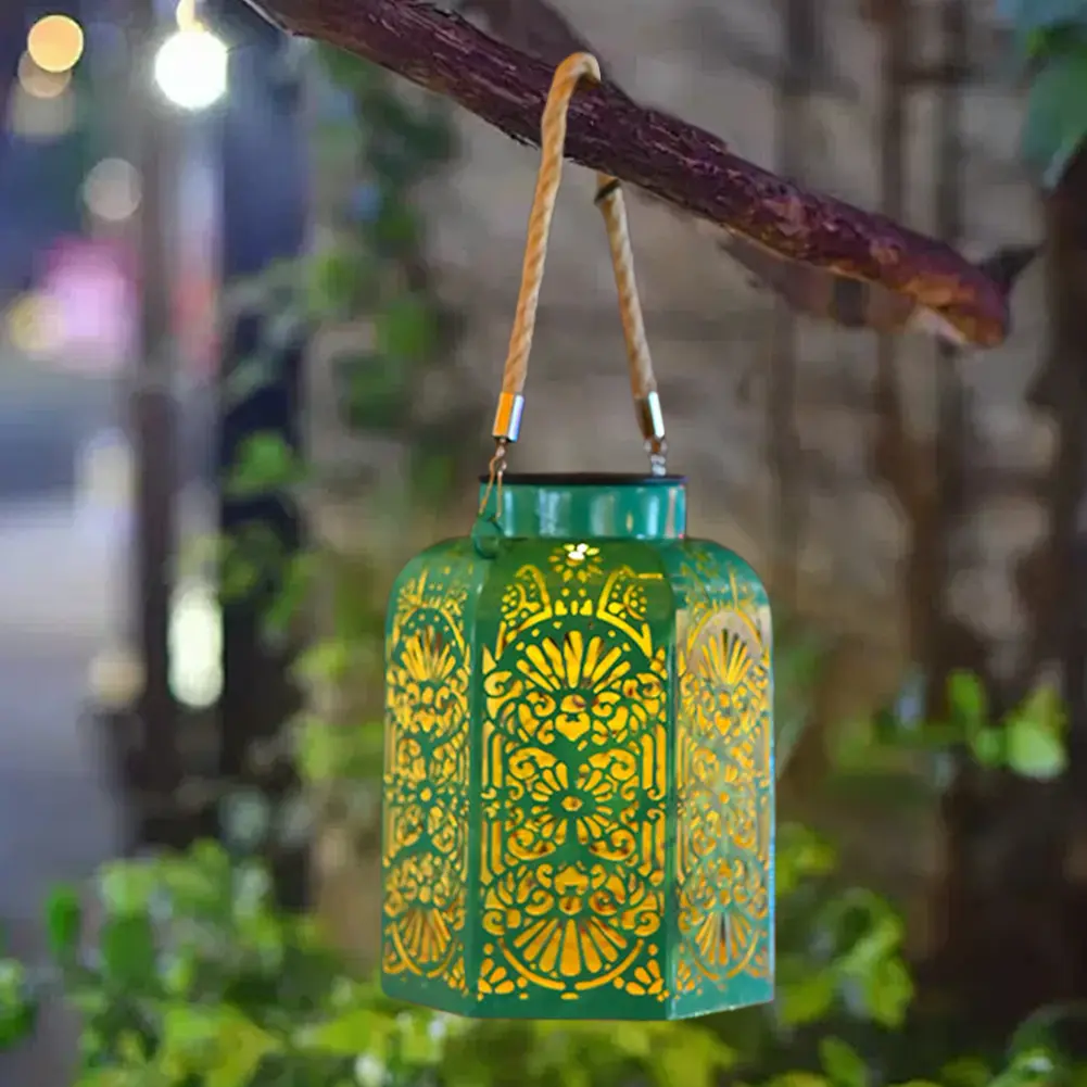 Wrought Iron Solar Light Floral Print Metal Projection Light Hollowed Hanging Light Garden Decor Light for Outdoor Garden Decor
