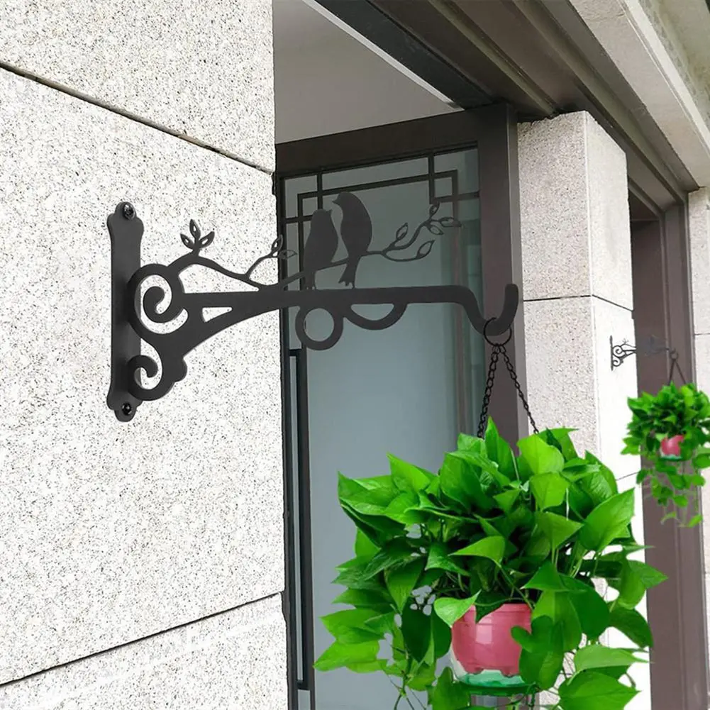 Metal Flower Basket Holder Bird Pattern Wall Mounted Bracket Hanger Wide Base Anti-corrosion for Outdoor Indoor Garden Street