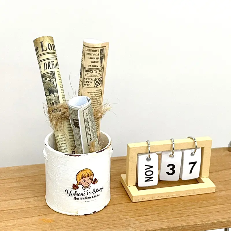 5Pcs Dollhouse Miniature Kraft Paper Newspaper Magazines Mini Retro Newspapers And Periodicals Books Model Home Decor Toy Random
