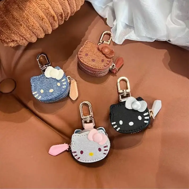 Hello Kitty mini decorative pendant small storage bag exquisite keychain, can be used to store headphones, access cards, coins