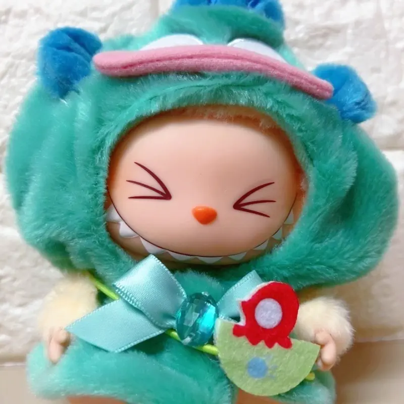 Hot Sanrio Labubu Cape Set Cute Sitting Party KT Melody Kuromi Clothes Monster Vinyl Doll Clothing Christmas Gift Toys