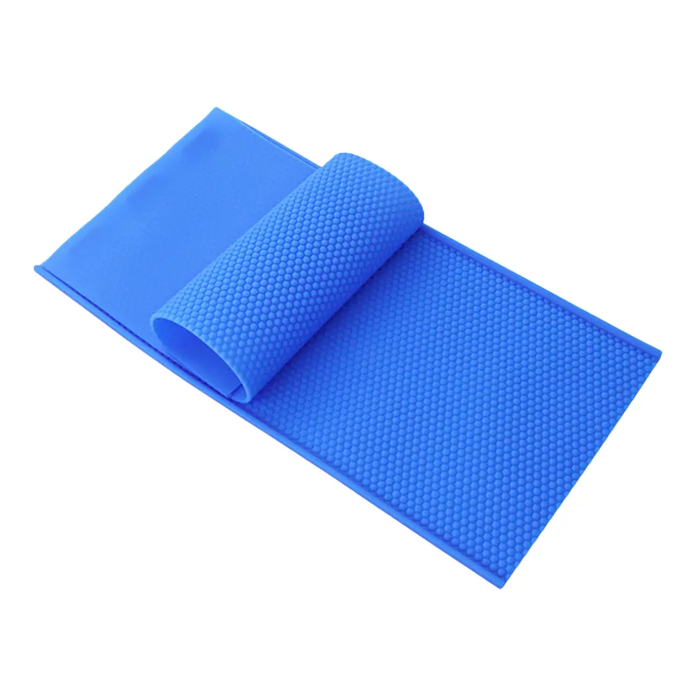 2pcs Beeswax Press Sheet Mould Reusable Silicone Honeybee Wax Flake Nest Base Mold Lightweight Practical Beekeeping Equipment