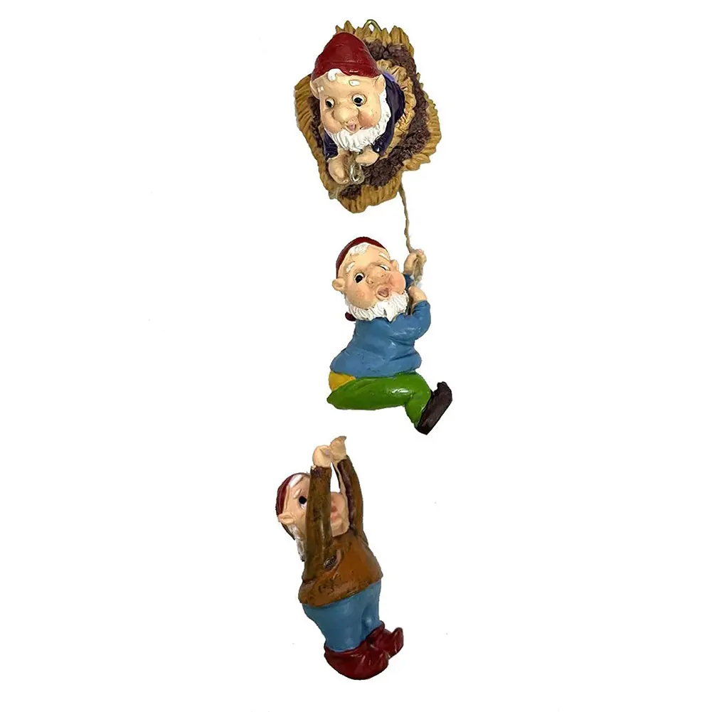 Gnome Tree Hugger Ornament Resin Mini Gnome Tree Sculpture Creative Climbing Gnome Statue Funny for Garden Decoration