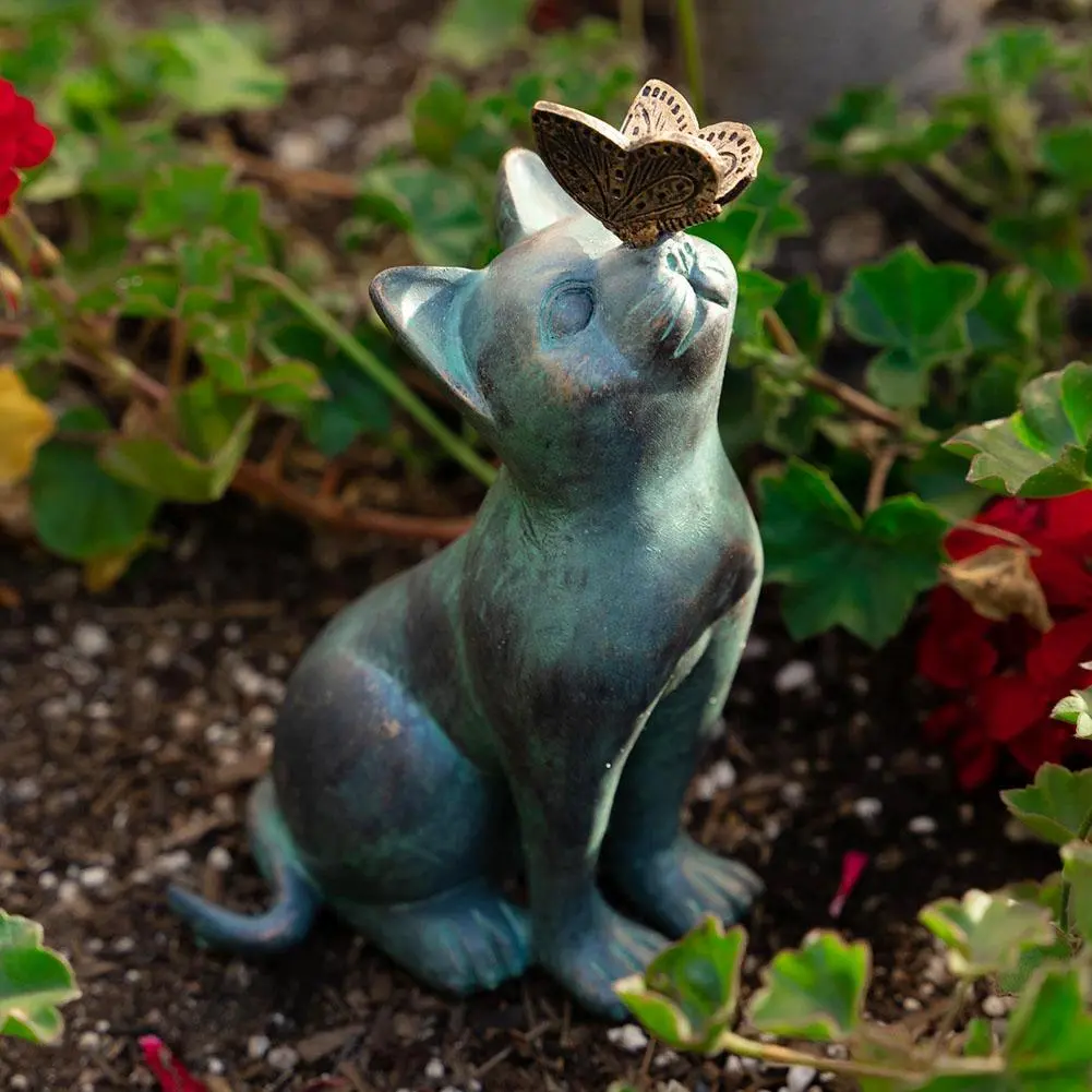 Butterfly Stuck on Cat Nose Sculpture Decorative Figurine Pet Memorial Gifts Vintage Style for Patio Lawn Home Office Ornaments