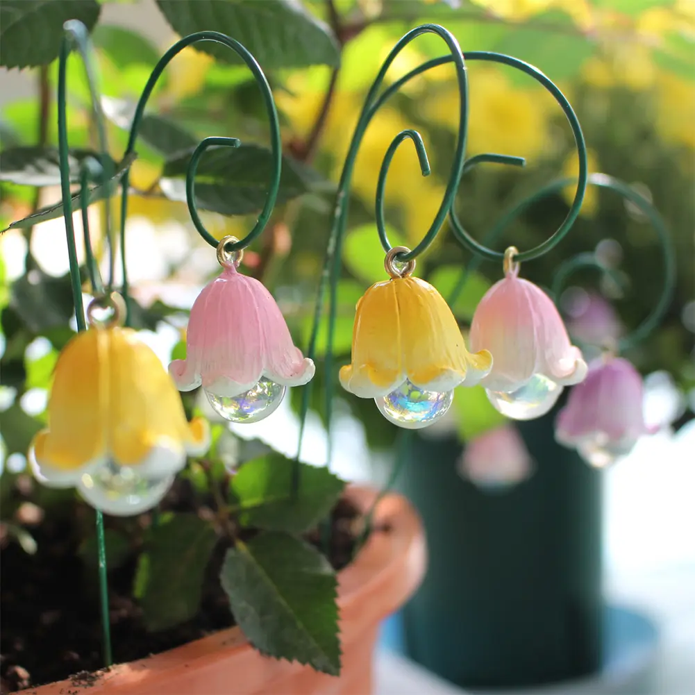 Flower Pick Stand Artificial Flowers Garden Decor No Fade Resin Plant Porch Decor for Home Kitchen Bedroom Festival Wedding