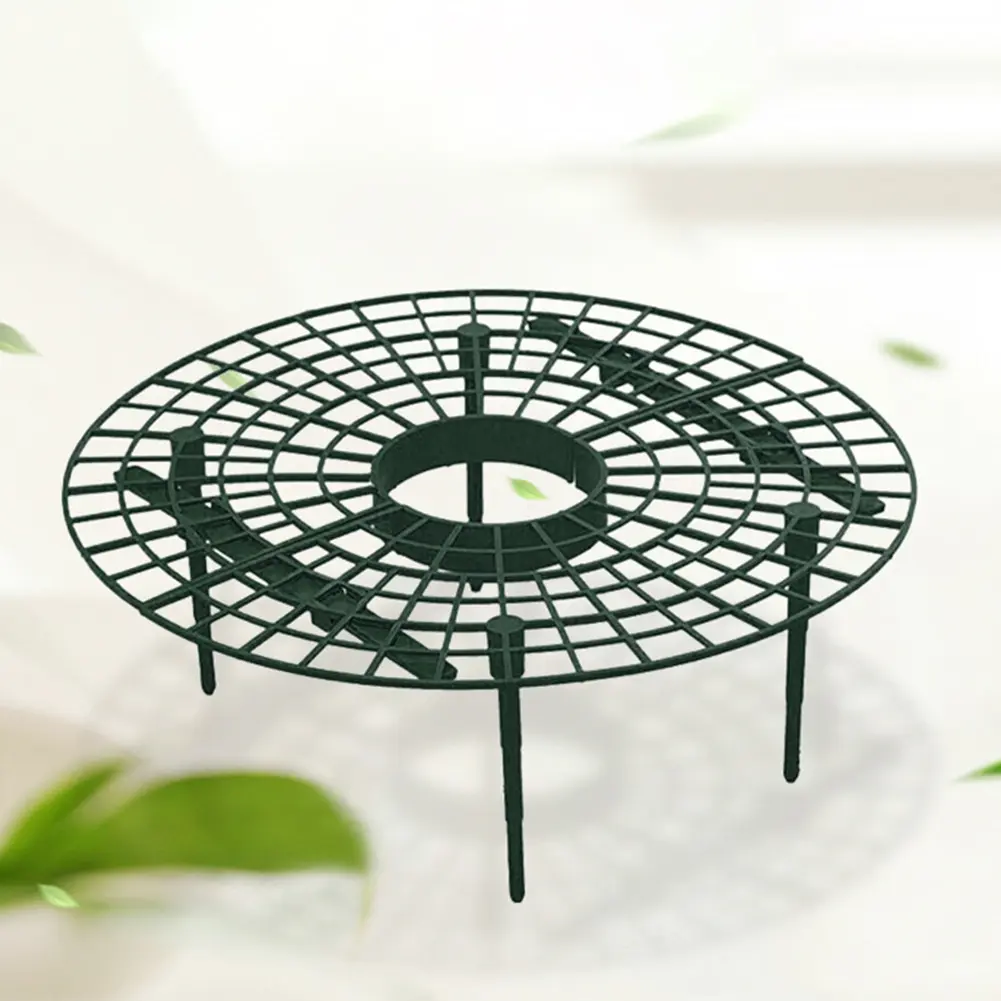 Strawberry Supports with 4 Sturdy Legs Keeping Plant Fruit Stand Strawberry Growing Frame for Protecting Strawberries
