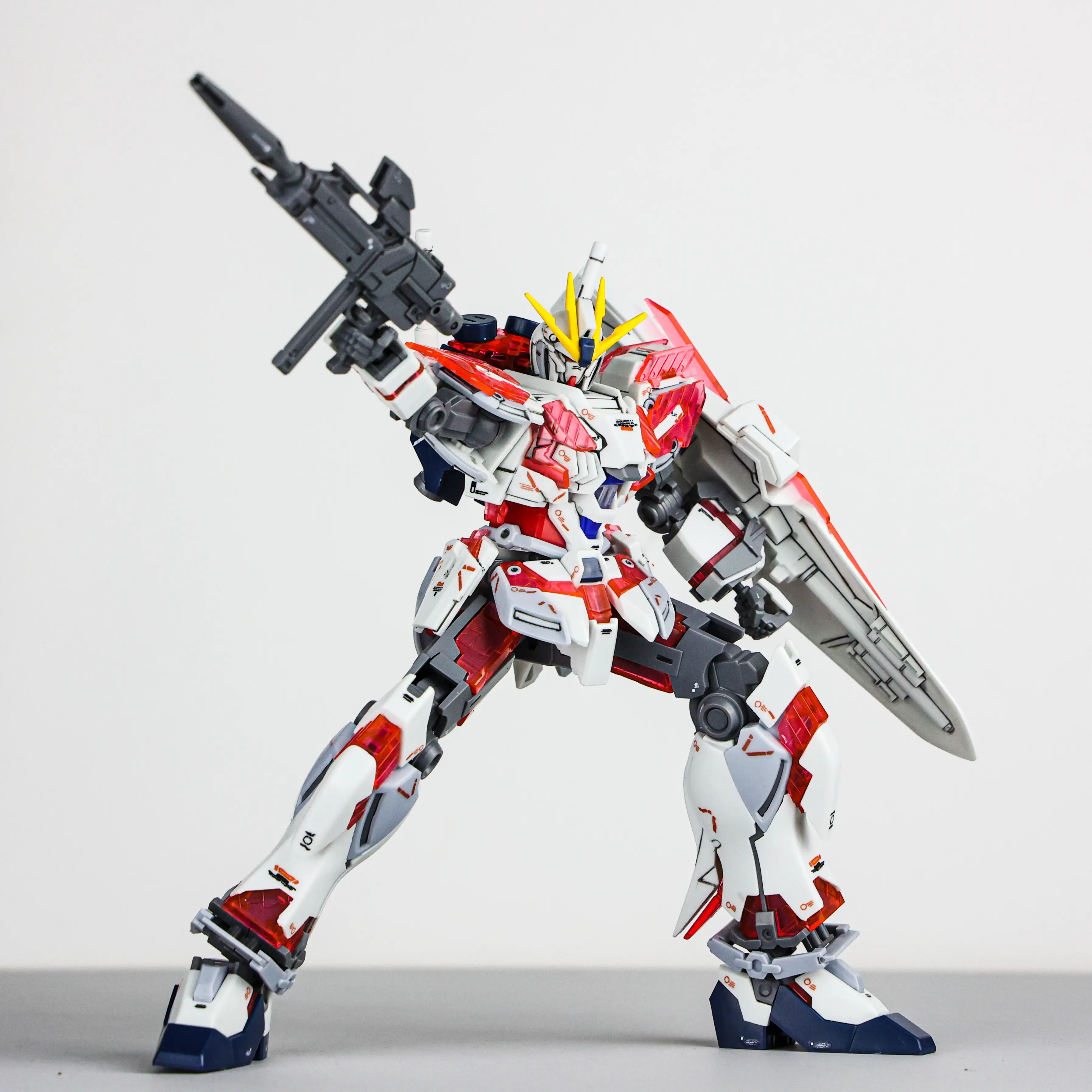XINGJU Model 1/144 HG RX-9/C Narrative C-Packs Assembly Model Kit Action Figures robot Plastic Models toy gifts