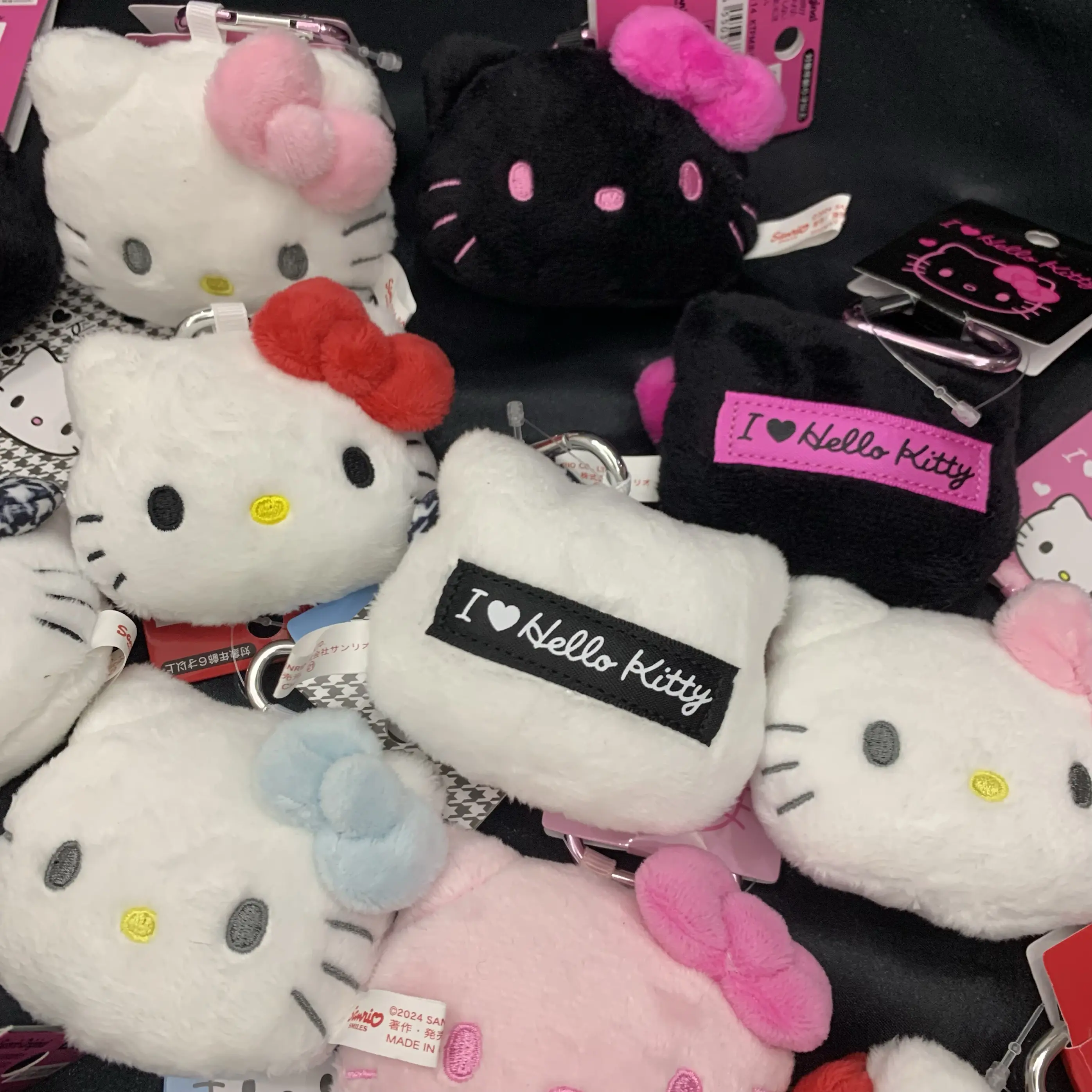Kawaii Japanese Hello Kitty Heart-Shaped Head Bags Pendants Plush Dolls Keychains Birthday Gifts for Girls and Children