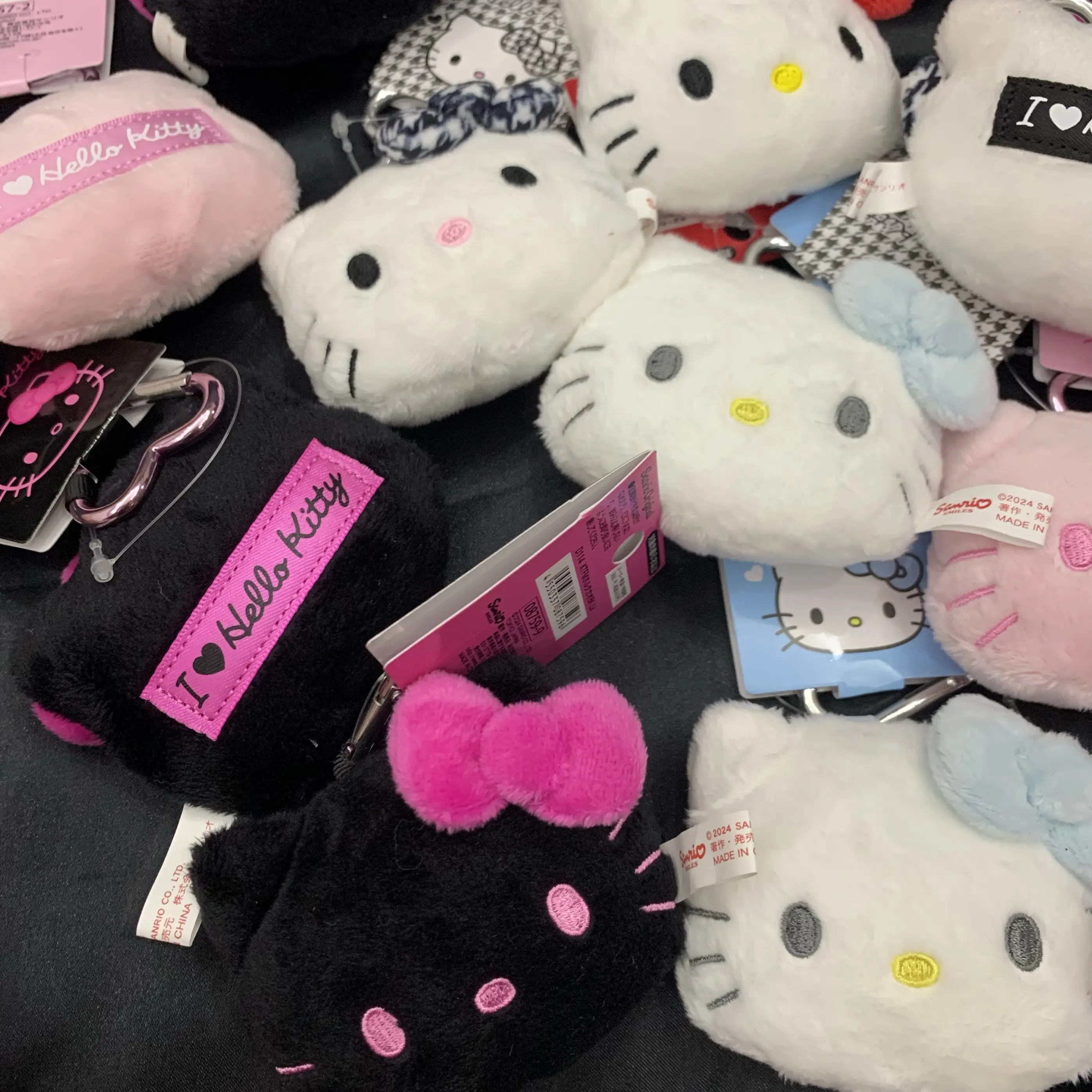 Kawaii Japanese Hello Kitty Heart-Shaped Head Bags Pendants Plush Dolls Keychains Birthday Gifts for Girls and Children