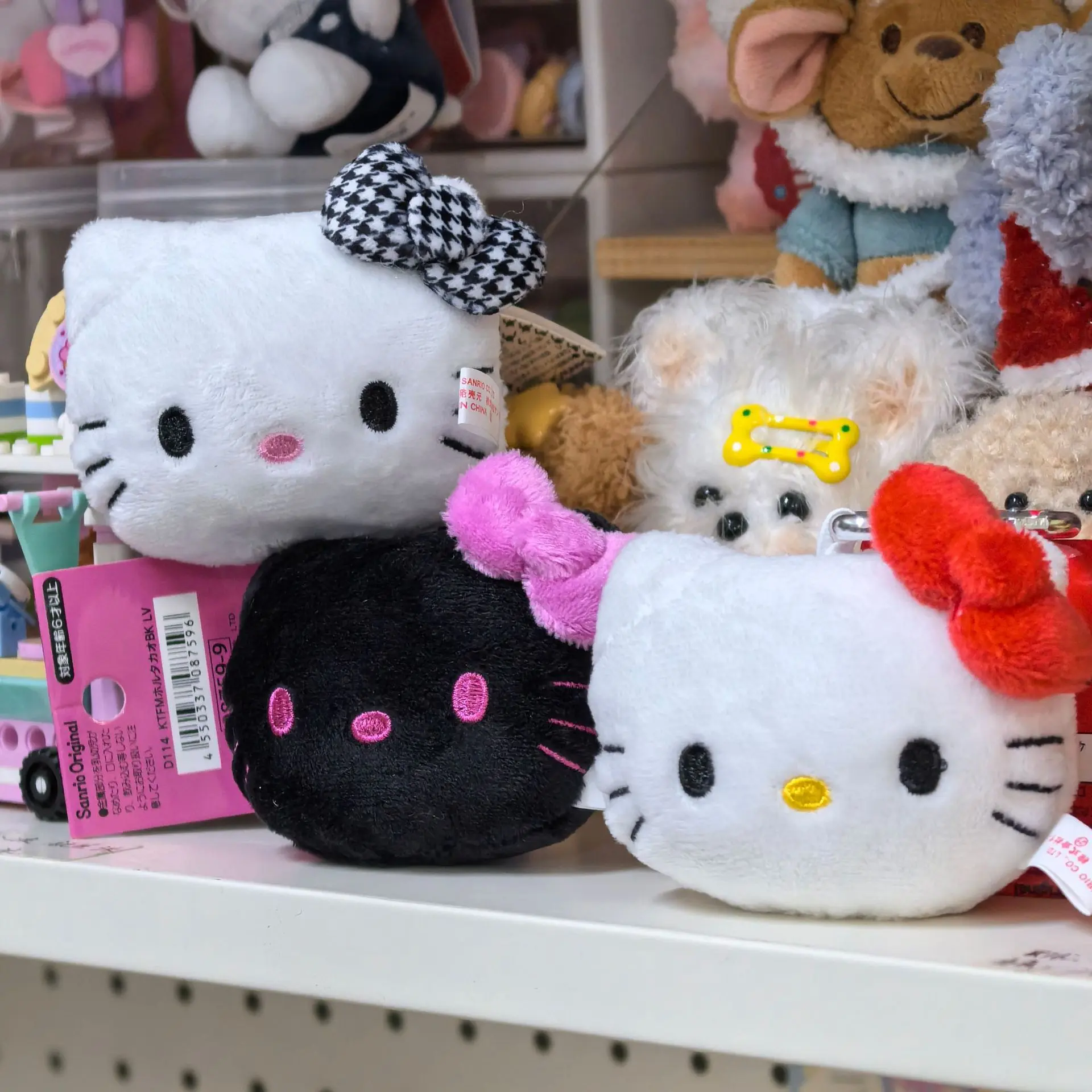 Kawaii Japanese Hello Kitty Heart-Shaped Head Bags Pendants Plush Dolls Keychains Birthday Gifts for Girls and Children