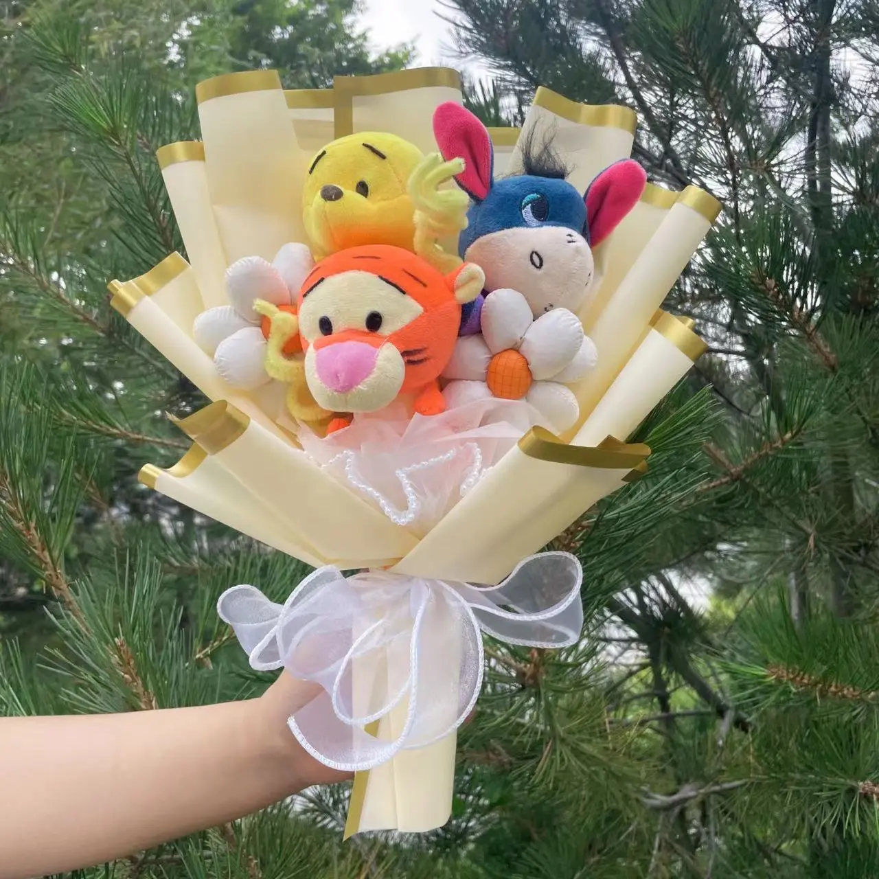 Cartoon Winnie the Pooh Plush Doll Toy Handmade Flower Bouquet Wedding Valentine's Day Christmas Graduation Gifts