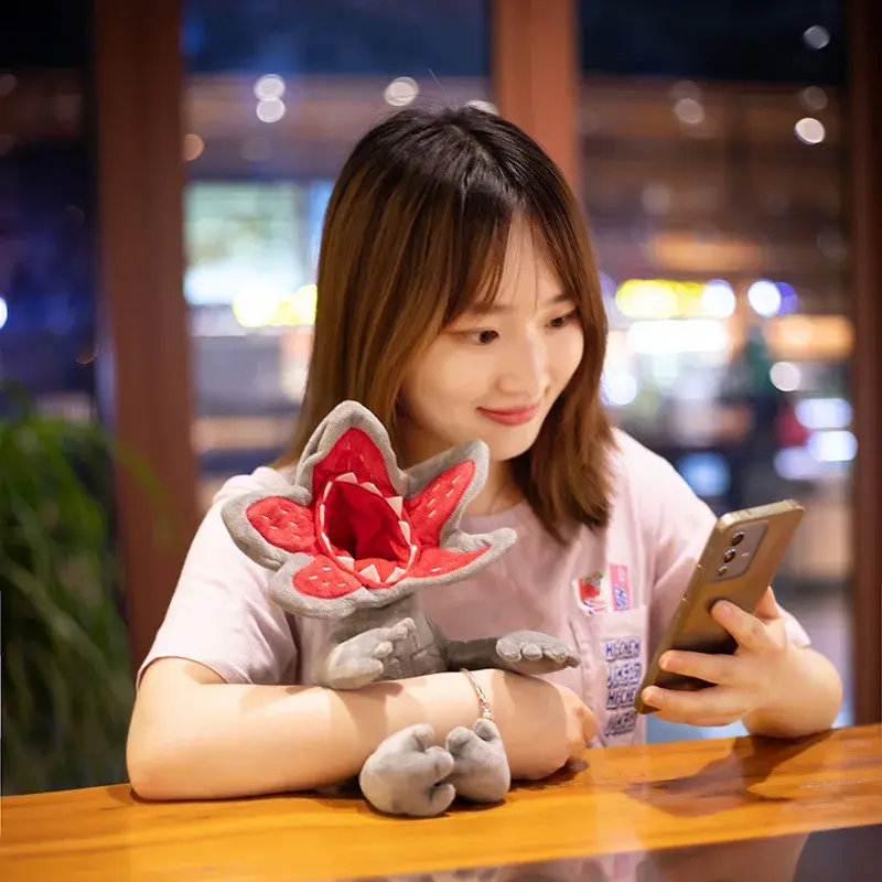 36cm Plush Toy Horrible Man-eating Flower Demon Petal Monster Demogorgon Sofa Doll Ornaments Petal Monster Room Decoration Gift