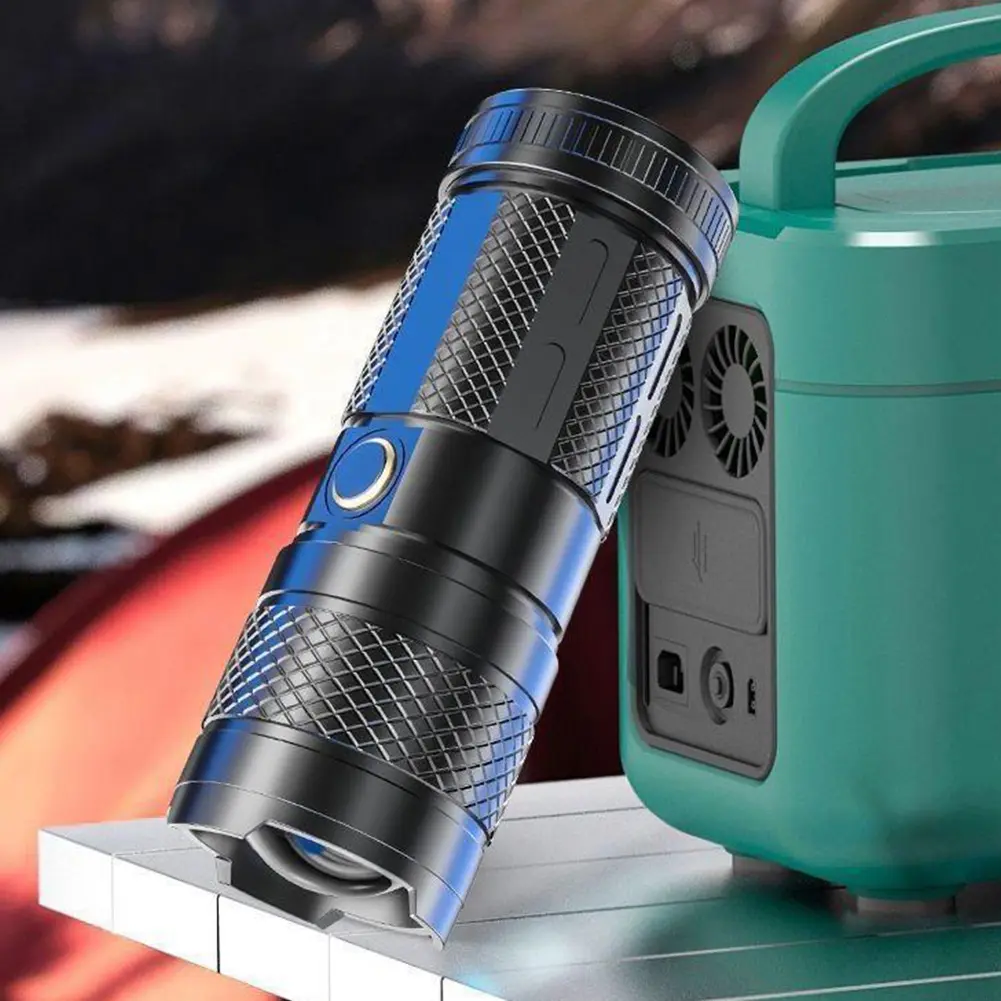 30W LED Outdoor Zoom Torch 1000LM USB Rechargeable Long Range Flashlight Telescopic Zoom Flash Light Hiking Camping Everyday Use