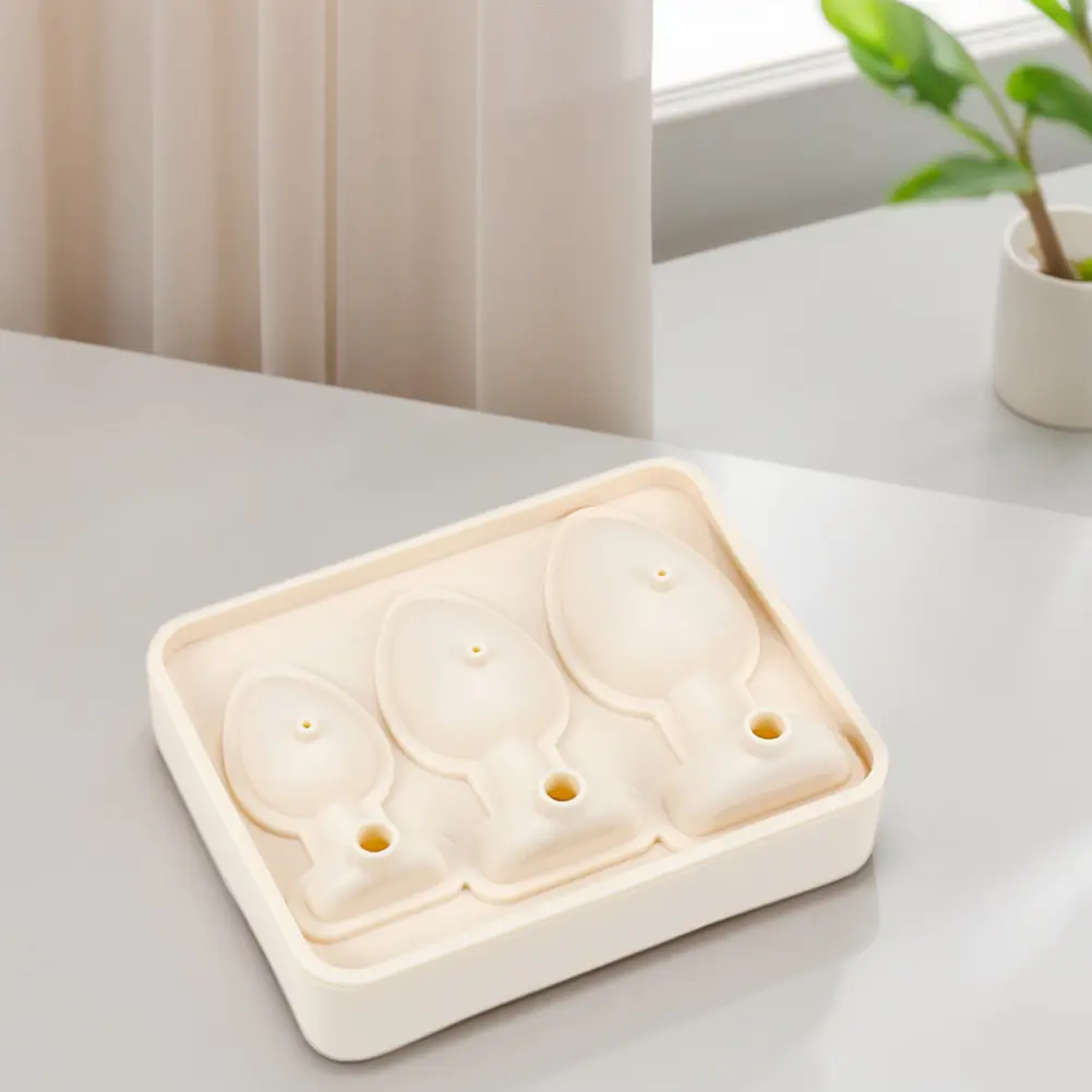 Silicone Prank Butt Plug Shaped Mold Prank Ice Cube Mold Tray Fun Shape Ice Cube Molds for Ice Chilling Whiskey Cocktails