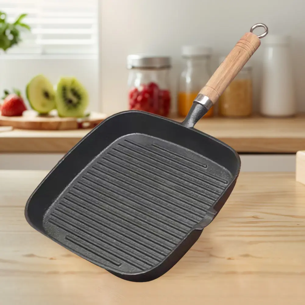 Cast Iron Skillet Steak Pan with Wooden Handle Uncoated Non-stick Cooking Pot Steak Skillet Camping Indoor and Outdoor Use