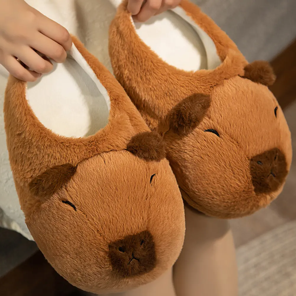 Women Cute Capybara Slippers Anti-Skid Capybara Animal Slippers Soft Cartoon Capybara Slippers Comfortable Indoor Home Slippers