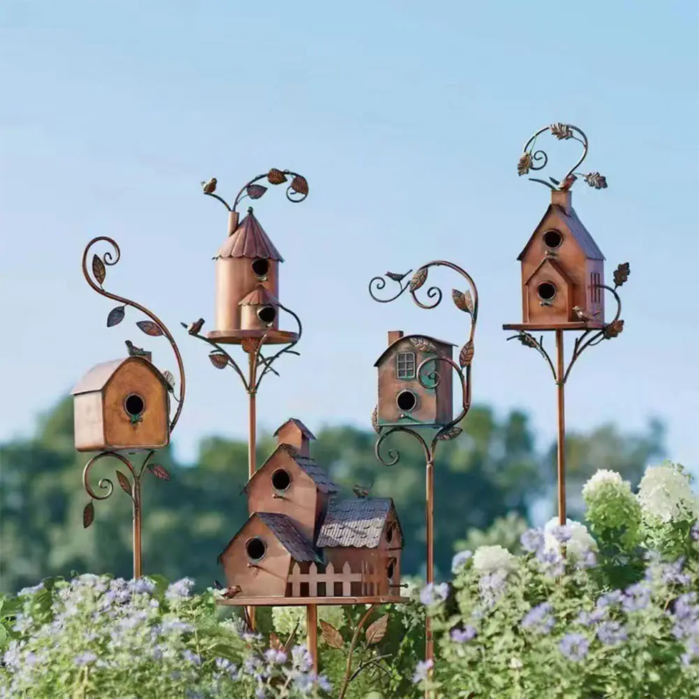 Birdhouse Garden Stakes Metal Bird House with Pole Garden Outdoor Metal Birdhouse Decoration for Garden Yard Decoration