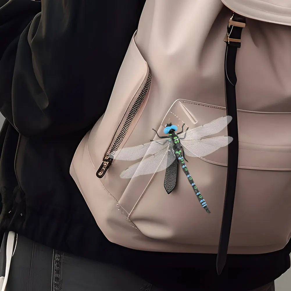 3D Artificial Dragonfly Hat Clip Bug Repellent Dragonfly Clip Clip-On Dragonfly Fly Deterrent Garden Ornaments Patio Decoration