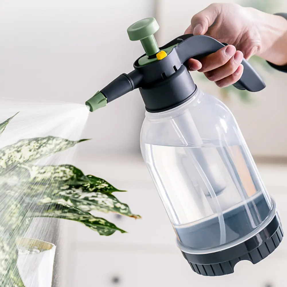 2L Jug Sprinkler Disinfection Watering Can Manual Air Pump Garden Disinfection Water Sprayer Garden Irrigation Watering Tools