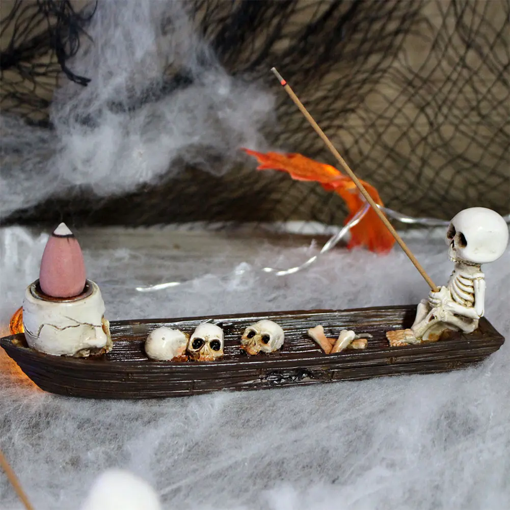 Creative Skull Incense Holder Resin Halloween Decor Ghost Incense Stick Tray Boat Decorative Incense Holder Skull Incense Burner