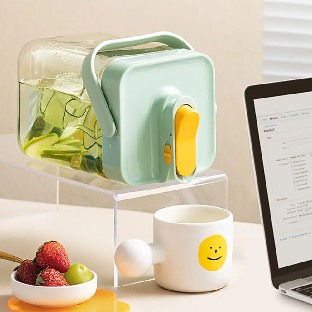 2.3L Portable Plastic Drink Dispenser with Spigot Refrigerator Cold Water Pitcher Beverage Liquid Drink Container