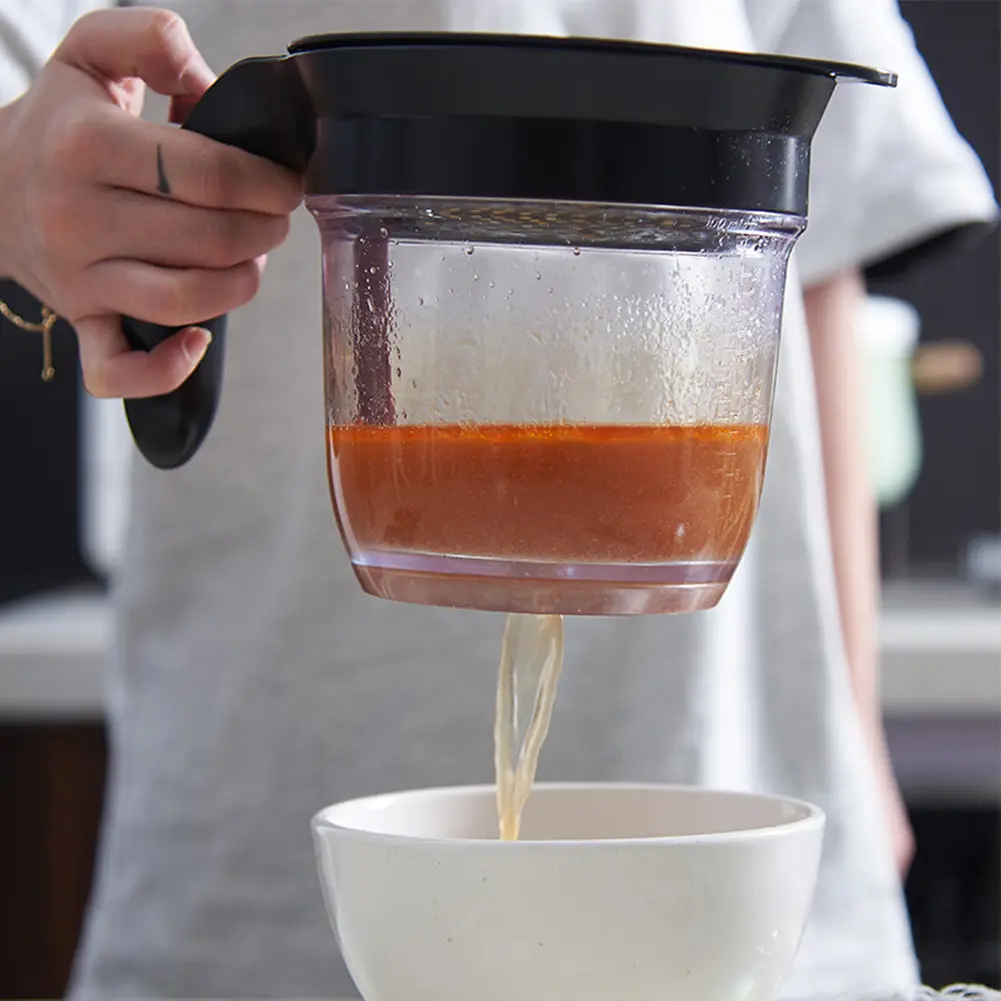 Gravy Grease Separator with Bottom Release Fat Grease Strainers Multifunctional Plastic Fat Separator Creative Kitchen Tool
