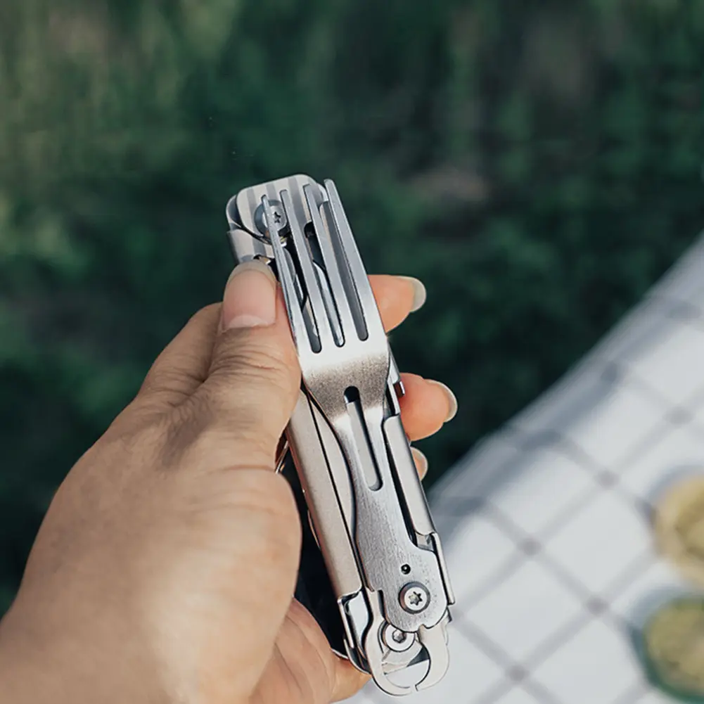 6 in 1 Multifunctional Camping Cutlery Foldable Portable Outdoor Cutlery EDC Tool Smooth for Picnic Hiking for Travelling BBQ