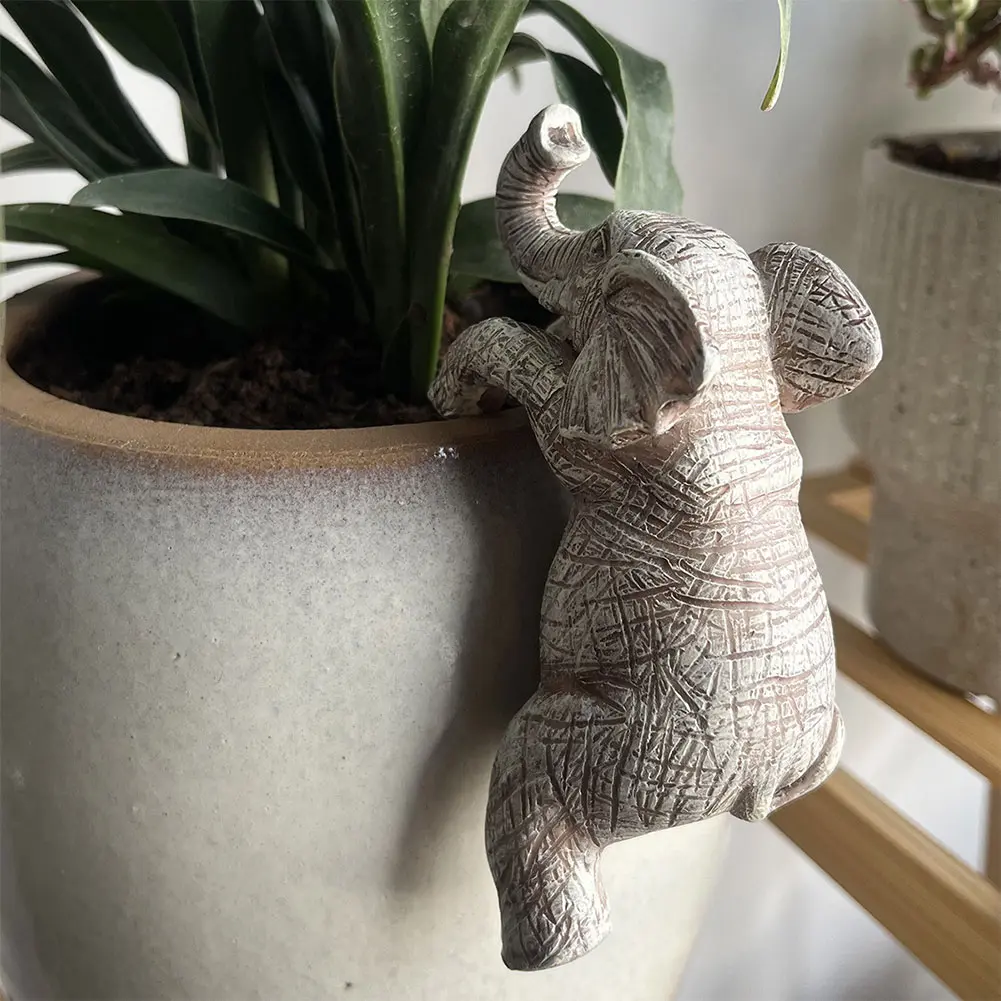 Elephant Flower Pot Hugger Resin Hanging Elephant Statue Creative Cute Elephant Ornaments for Balcony Patio Lawn Yard