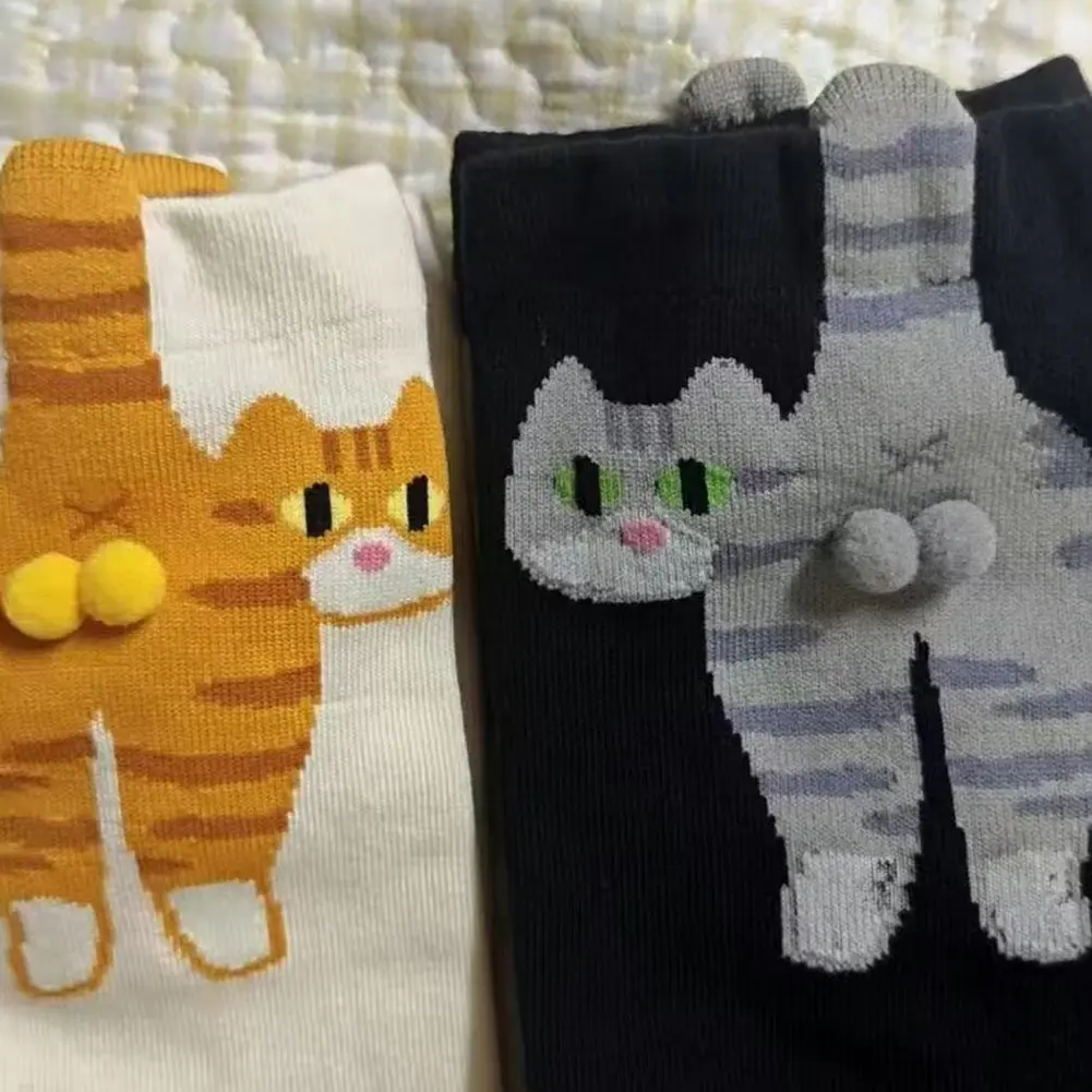 1/2/4Pair Cute Cat Socks with Balls Funny Cartoon Cat Balls Cotton Socks Breathable Crew Socks Middle Tube Socks Novelty Gifts