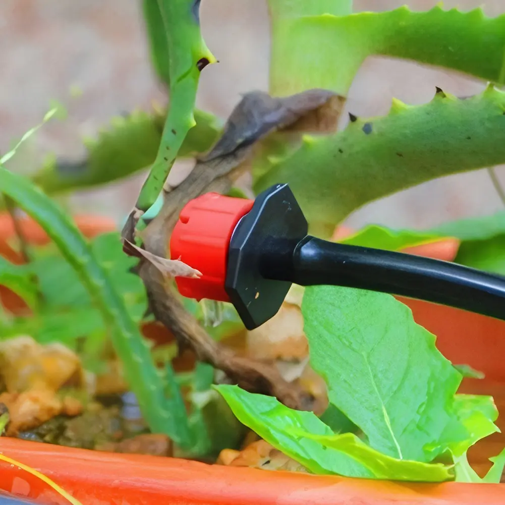 200Pcs 8 Hole Irrigation Dripper 360 Degree Irrigation Sprinkler Garden Micro Drip Irrigation System for Watering System