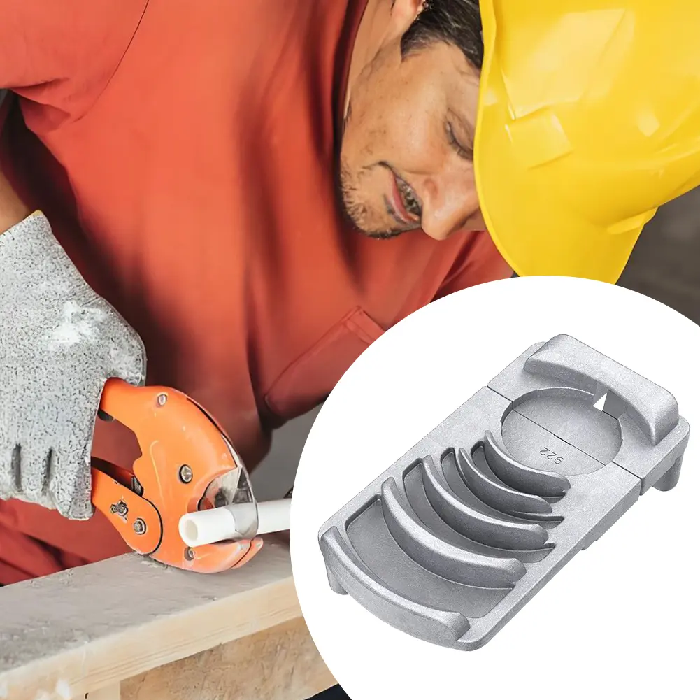 PVC Deburring Tool Pipe Deburring Reamer Plumbing Tool Chamfer Tool for Deburring Suitable for 6 Pipes Size From 1-1/4 To 4-Inch