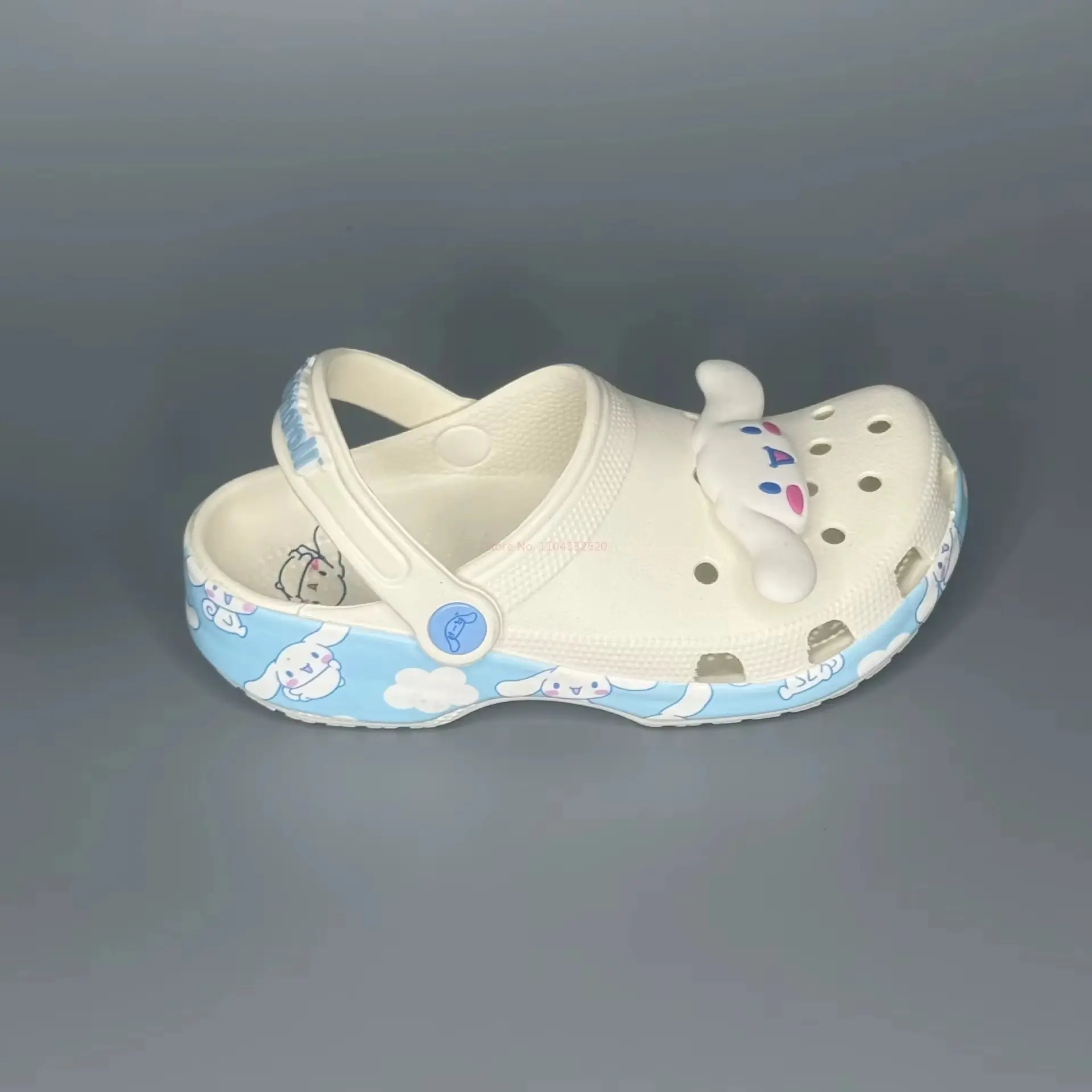 New Sanrio Cinnamoroll Hole Slippers Adult Version Sandals Kawaii Eva Anime Home Beach Shoes Summer Slippers Girls Adult Gifts
