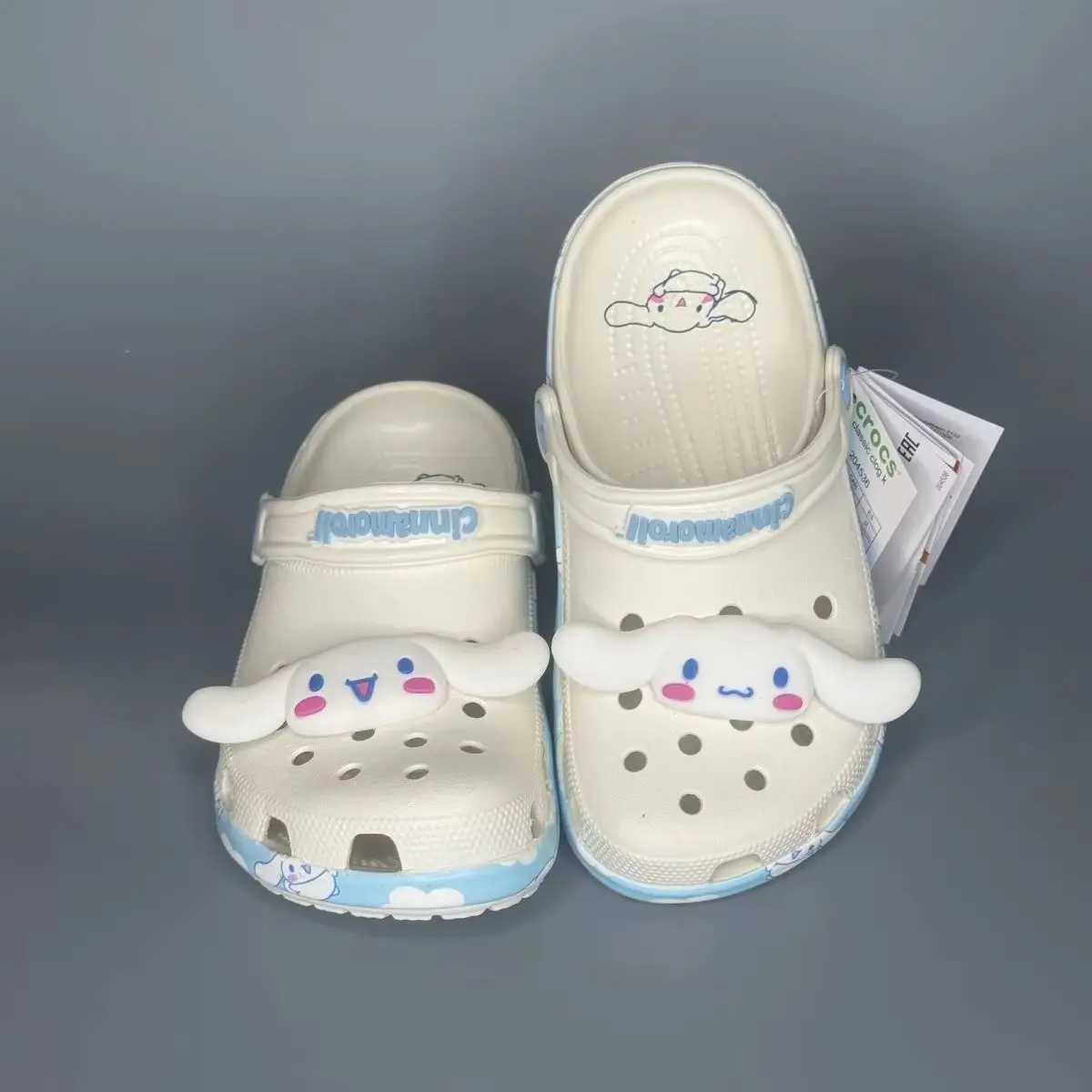 New Sanrio Cinnamoroll Hole Slippers Adult Version Sandals Kawaii Eva Anime Home Beach Shoes Summer Slippers Girls Adult Gifts