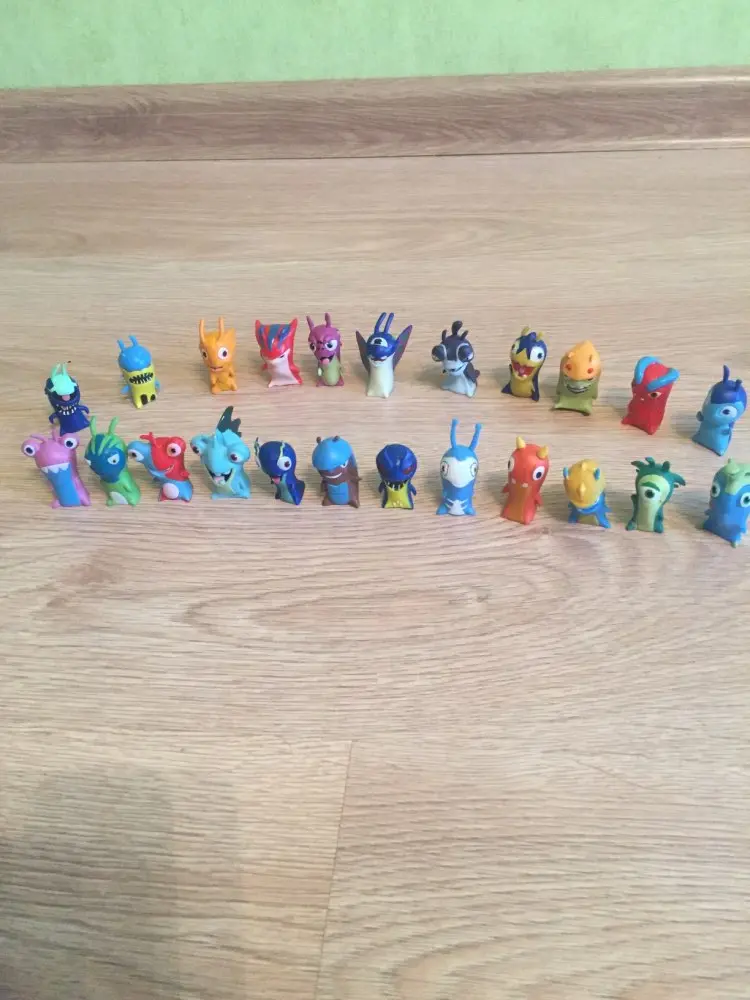 24pcs/set Slugterra Action Figures Toy 5cm Mini Slugterra Anime Figures Toys Doll Slugs Children Kids Boys Toy