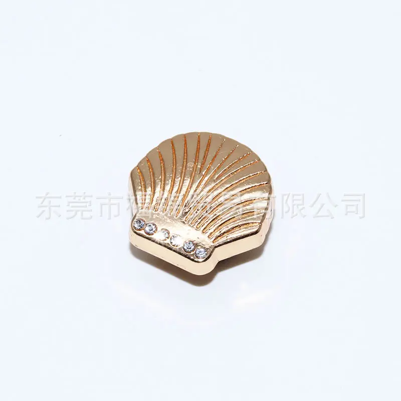 2024 New Gold Ocean Animals Starfish Shell Sea Screw Metal Shoe Charms for Women Girls Fashion Pearl Shoe Decorations Kids Gifts