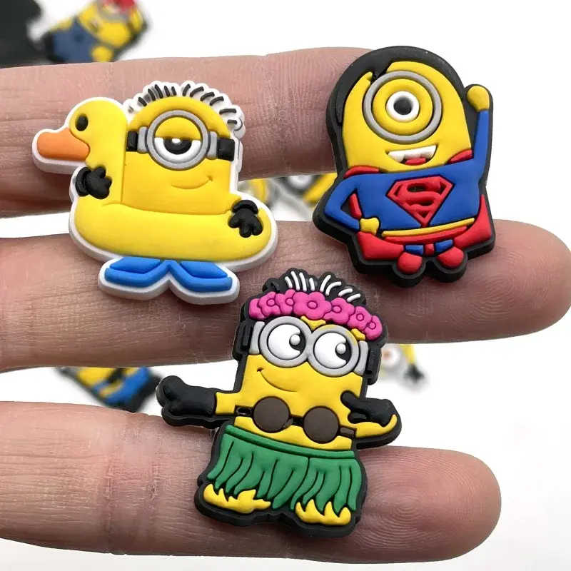12PCS Minions Theme Pattern DIY Shoe Buckle Clogs Cartoon Beautiful Sandals Ornament Unisex Kids Party Birthday Gift Toy