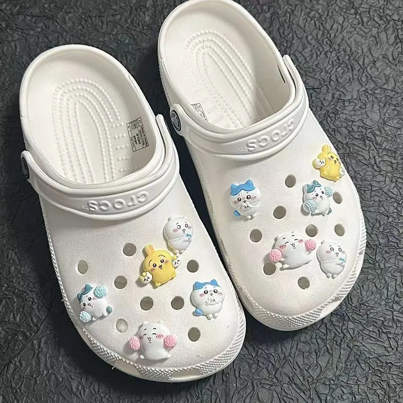 New Cartoon Cute Chiikawas Clogs Shoe Buckle Kawaii ハチワレ Hachiware うさぎ USAG ちいかわ Shoe Flower Shoe Buckle Decorative Accessories