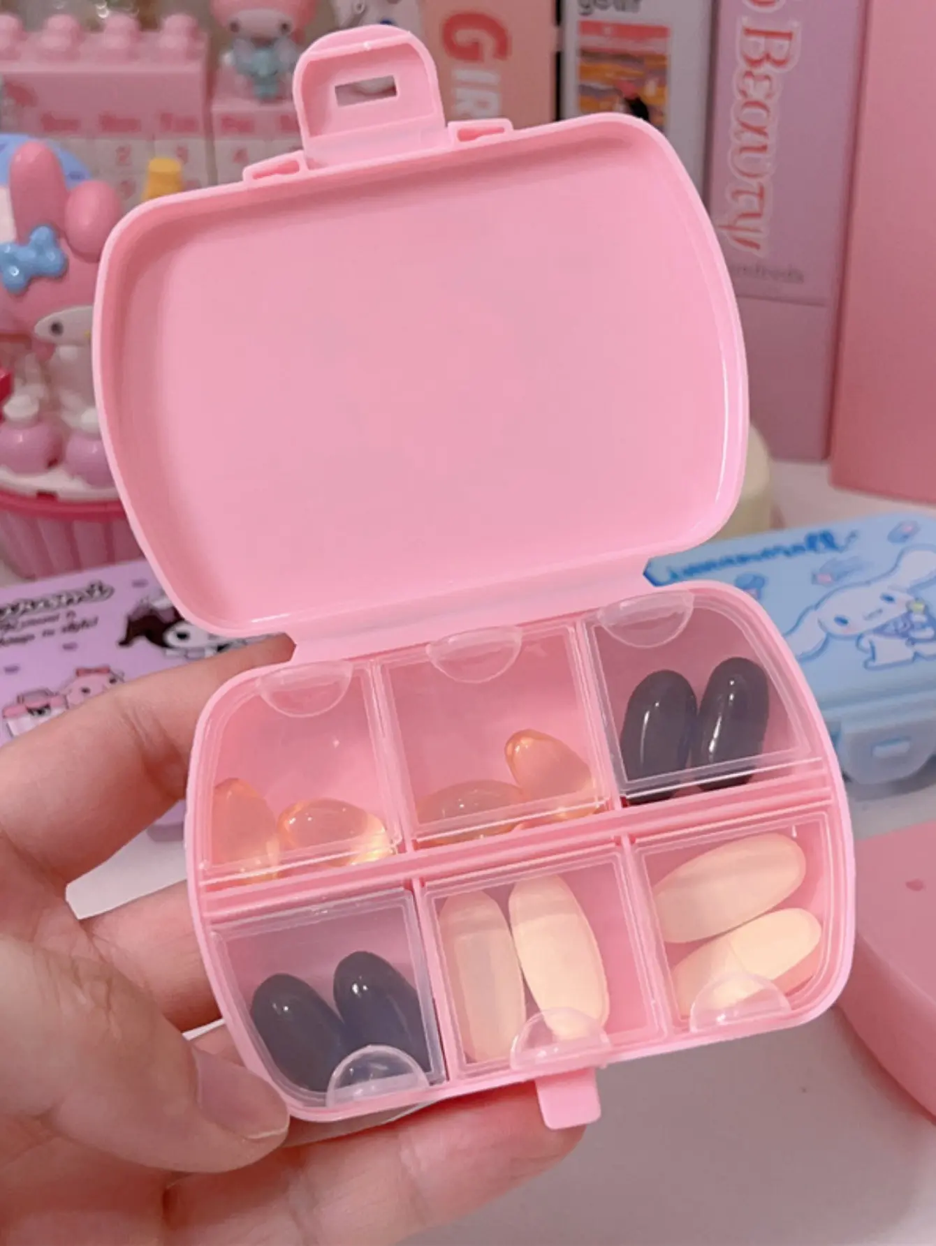 1pc Pill Storage Box With Cinnamoroll HelloKittyMelodyKuromi Patterns Lightweight Square Plastic Medicine Storage Box With Grids
